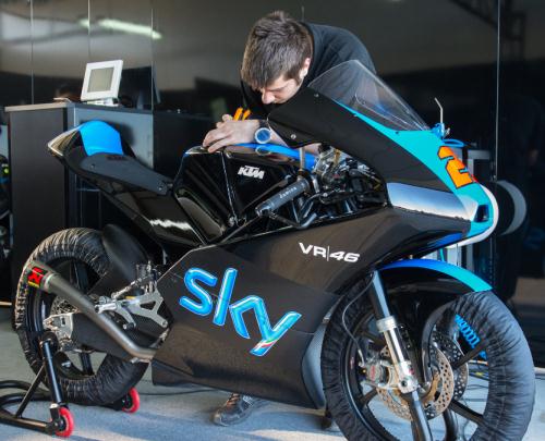 Mechanic Alejandro Joaquin: Team Mechanic Stefano