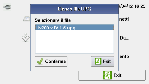 Aggiornamento: per eseguire l aggiornamento accertarsi di aver copiato sulla pen-drive USB il file con estensione.upg. Inserire la pen drive nella porta USB ed attendere qualche secondo.