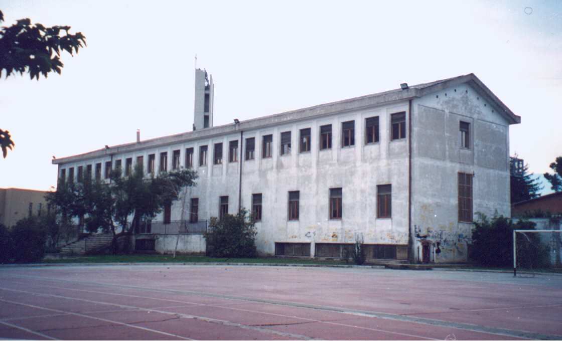 Nome scuola: Scuola media Olmo di Riccio Descrizione climatica l anno.