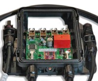 SPIM System : SPIM Slave Slave dispositivo elettronico inserito nella JB del modulo fotovoltaico misura direttamente le tensioni e la corrente generate dal modulo misura la temperatura interna alla