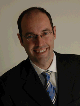 Il Dottor Danilo Zatta è Senior Director di Simon-Kucher & Partners Italia.