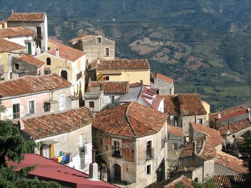 715 metri slm. I dati caratteristici del comune sono riassunti nella seguente tabella.