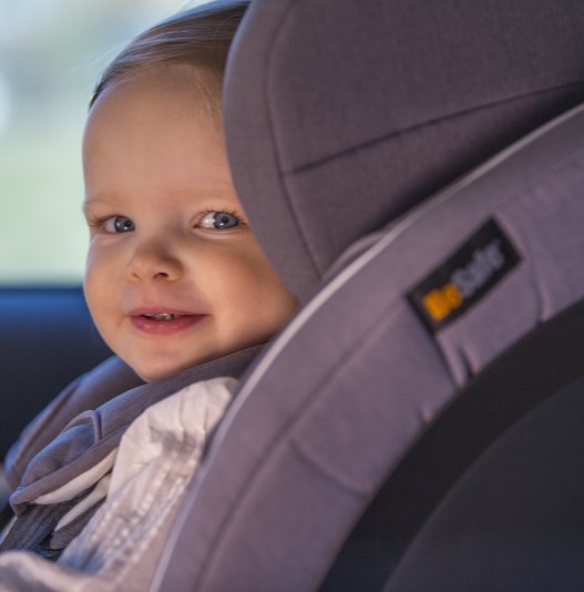 Tre in uno: izi Modular è il nuovo ed innovativo sistema di sicurezza auto pensato da BeSafe per i neonati e i bambini fino all età di 4 anni.