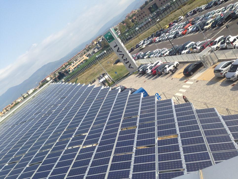 La Saetta Fotovoltaica La filosofia green e sostenibile di Arval è declinata all interno dell