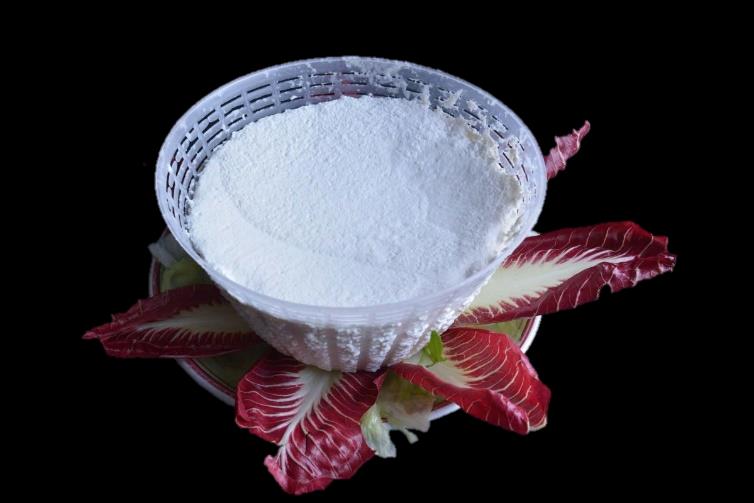 Ricotta di latte Bufalino Valore energetico: 140 Kcal Proteine: 11,3 gr Carboidrati: 4 gr Grassi: 8 gr Prodotto lattiero - caseario fresco ottenuto per coagulazione