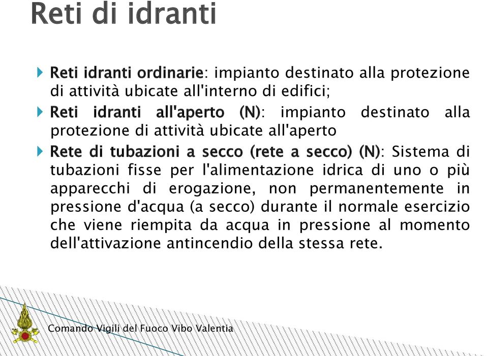 Sistema di tubazioni fisse per l'alimentazione idrica di uno o più apparecchi di erogazione, non permanentemente in pressione