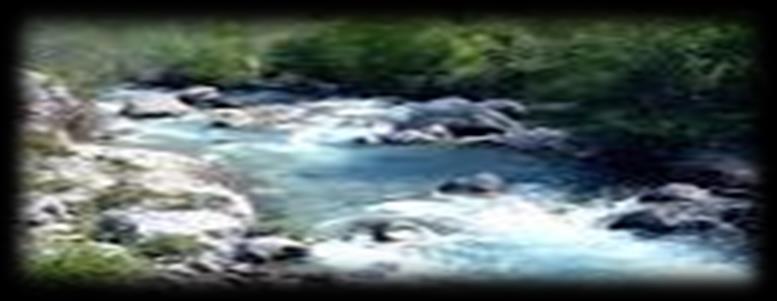Il fiume è una lunga striscia di acqua dolce dove si raccoglie la pioggia e l acqua dei e dei che scendono dalle montagne. Il fiume scorre nella valle e in pianura.