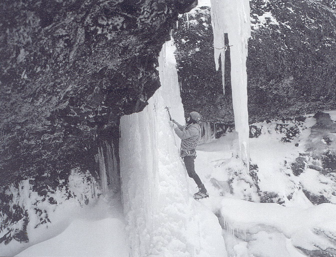 Arrampicata su ghiaccio negli anni 80 (Hvalfjörður).