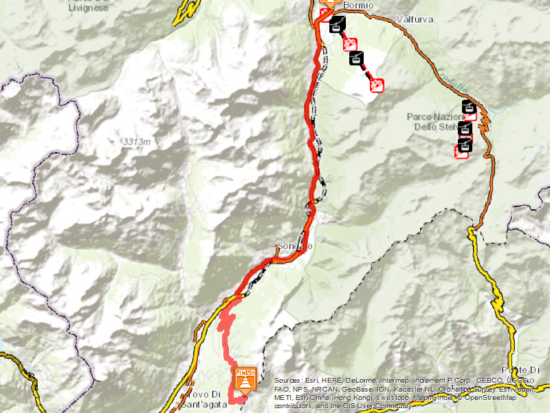 maps.altarezia.eu La Panoramica Bormio - Grosio - Passo del Mortirolo 36,348 Km 0:00-0:00 h 1374 m 710 m La sorella minore si fa rispettare per le pendenze, ma concede tratti di recupero.