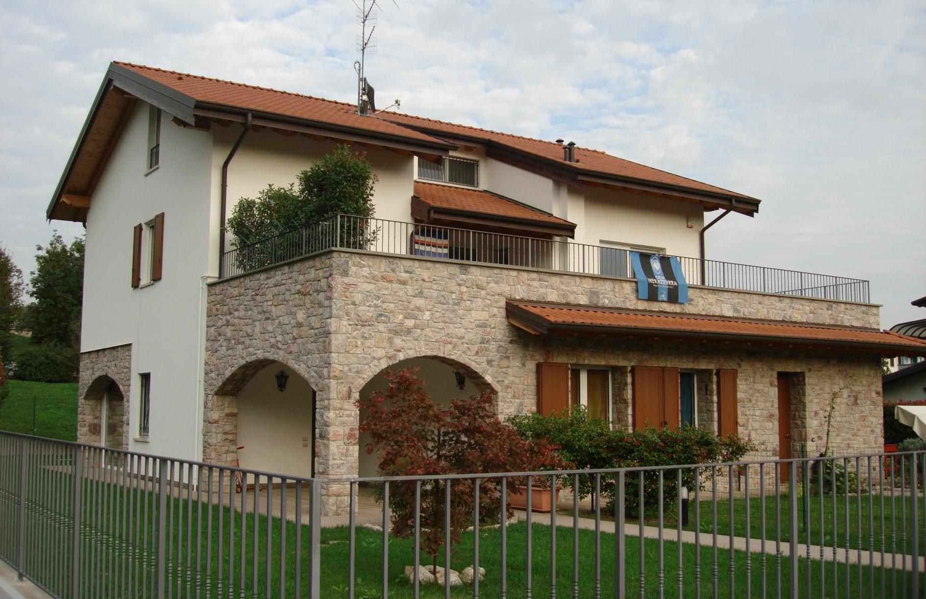 REALIZZAZIONE VILLA