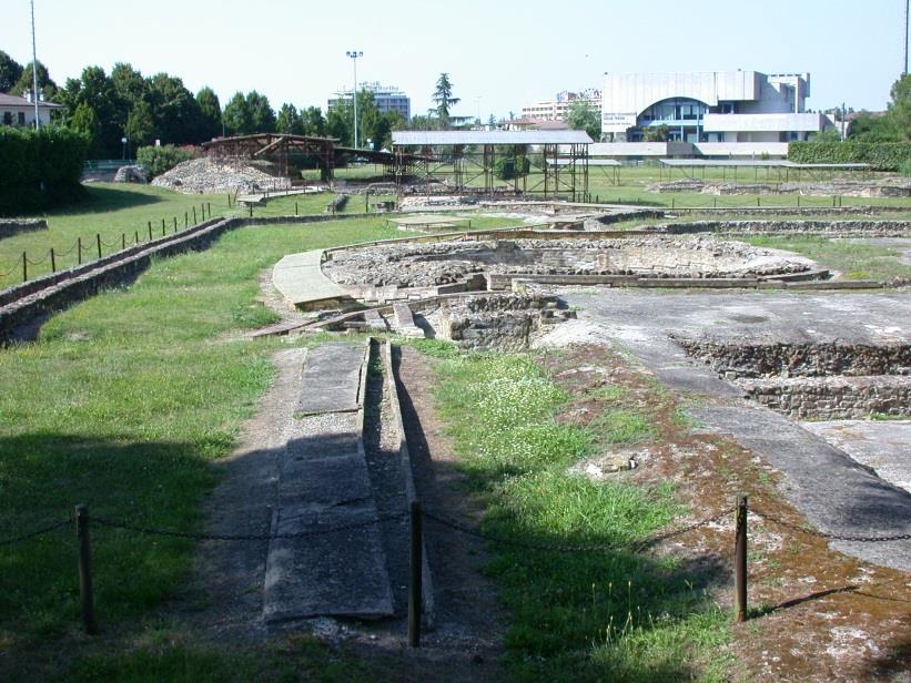 Il percorso dell anello dei Colli Euganei in blu e rosso Un