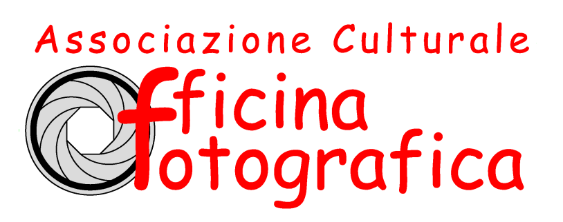 L'Associazione Culturale Officina Fotografica nasce nel 2010 con l'obbiettivo di condividere e diffondere la cultura fotografica sperimentandola prima di tutto praticamente.