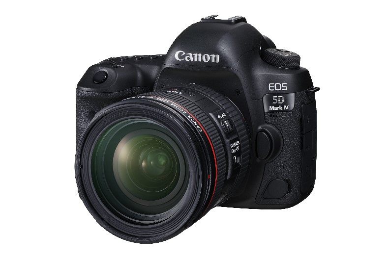 Erede del modello EOS 5D Mark III, questa nuova fotocamera è stata progettata sfruttando i suggerimenti dei fotografi professionisti della community di Canon.