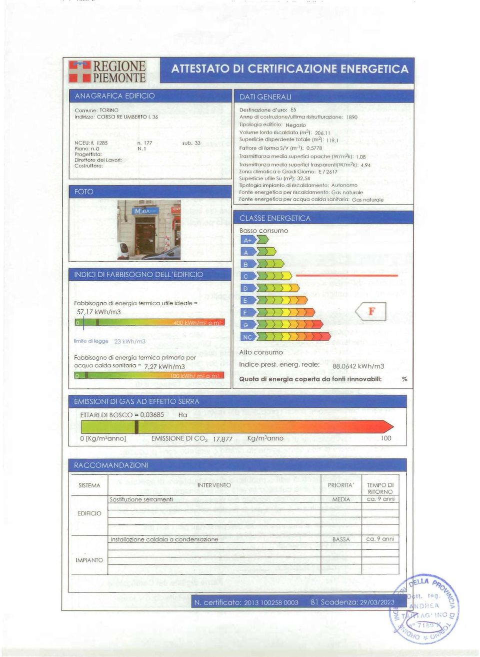 11 Superfi cie disperdente total!m 2 ): 119. 1 F ttore di torma S/V!m-I ) 0,5778 Trasmittanza medio superfici opache IWlm 2 1()' 1.08 Trasmlflanza media superfici trasparenti!w/m2 k) 4.