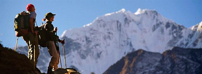 TREKKING CAMPO BASE EVEREST, KALA PATTAR Insieme alla Spedizione Italiana Everest 2017 PRESENTAZIONE DEL VIAGGIO Un programma unico solo per voi!