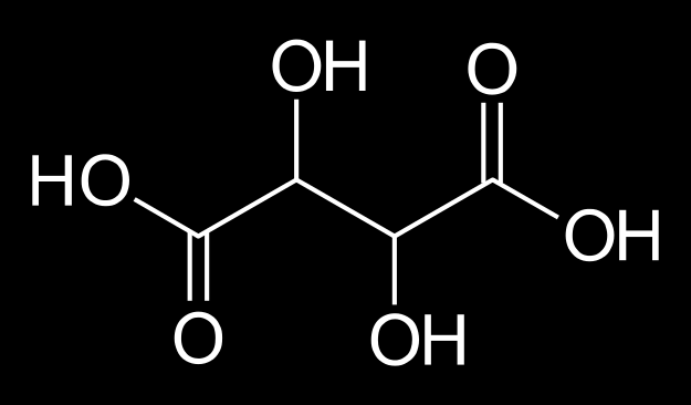 3.1.1 - ACIDO TARTARICO È un acido bicarbossilico, generalmente sintetizzato dalla pianta a partire dal glucosio (non è quindi di origine fermentativa), che generalmente non viene respirato, la vite