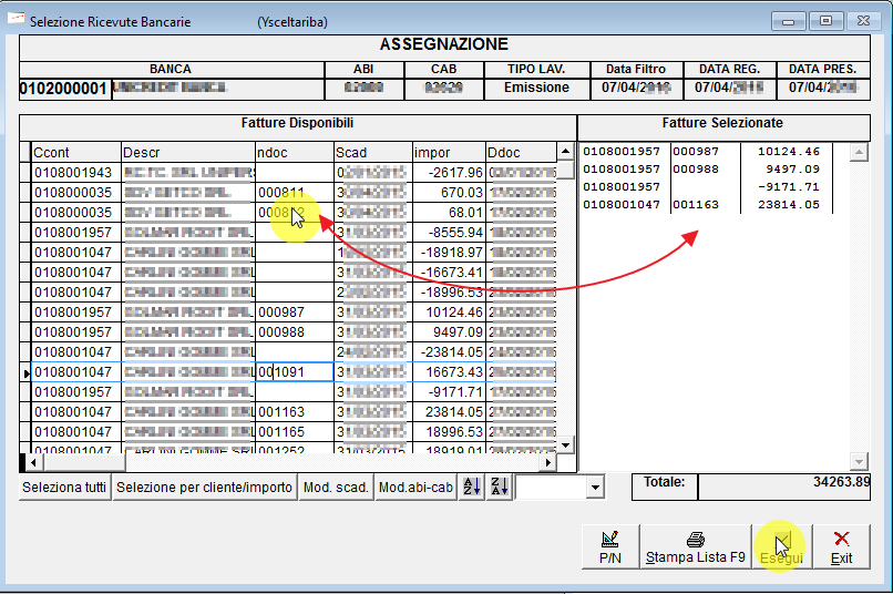 Cliccando sulle fatture disponibili, vengono spostate nelle Fatture Selezionate. Il bottone Seleziona tutti sposta tutte le fatture disponibili nel riquadro fatture selezionate.