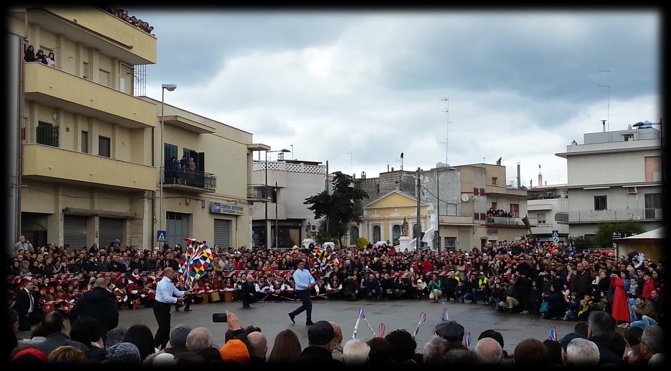 4. Luogo di Svolgimento e Campo Gara La Piazza scelta per lo svolgimento delle gare è individuata in Largo Machiavelli, situata a sud della città, delimitata ad Est dal Convento del Carmine Minore,