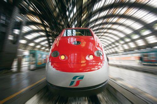Scenario Trenitalia è il maggior operatore ferroviario italiano e il terzo europeo.