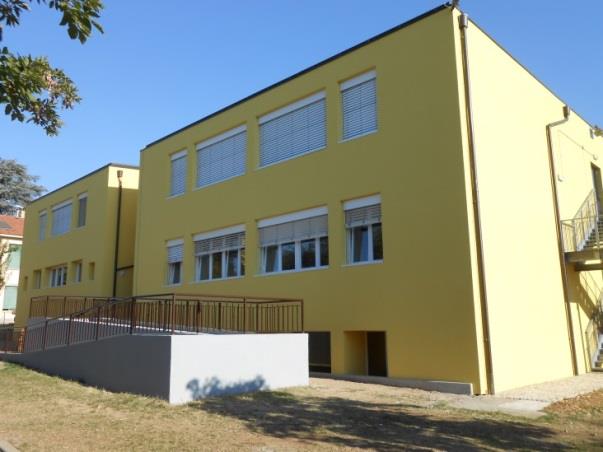 Il Conto Termico 2.0: Esempi di interventi Scuola dell infanzia - Istituto Comprensivo Cecrope Barilli Monticelli Terme (PR) Multi-intervento Isolamento termico (1.