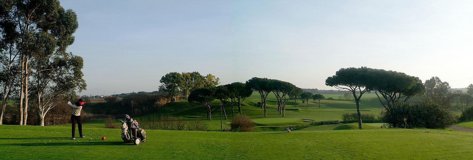 AGIS Associazione Golfisti Italiani Seniores Via Uguccione da Pisa, 6 20145 Milano Tel. +39.0248519474 Fax +39.0248519476 Internet: www.agisgolf.