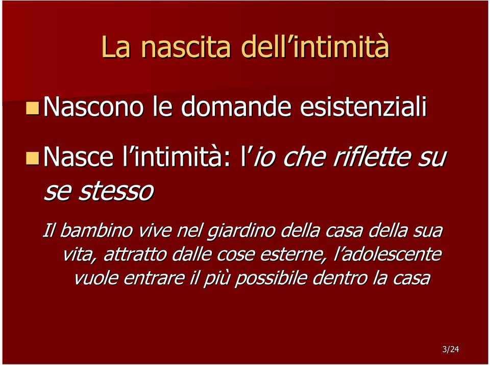 bambino vive nel giardino della casa della sua vita, attratto dalle