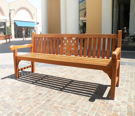 Treccine OUTDOOR BENCH MATERIAL: TEAK SIZE: L 180cm x P 65cm x H 92cm L 7055/64 x W 2519/32 x H 367/32 THE