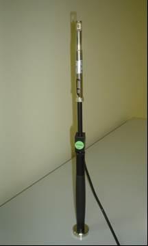 Strumenti per la misura del comfort SONDA ANEMOMETRICA La sonda anemometrica a filo caldo è lo strumento per la misura puntuale della velocità dell aria.