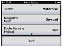 3.4.5 Cancellare il percorso attivo Per cancellare il percorso navigato, toccate viene cancellato con tutti i punti di passaggio. nel Menù di navigazione. Il percorso attivo 3.4.6 Cambiare il veicolo usato nella pianificazione del percorso Per ricalcolare il percorso attivo per un veicolo diverso, procedete in questo modo.