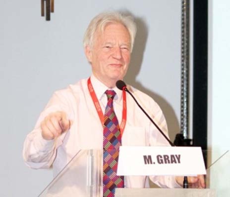 Un visionario rivoluzionario e pragmatico Professor Sir Muir Gray Director, Better Value Healthcare, Oxford Sir Muir remains still influential after 35 years in the