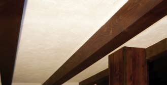 solaio in legno Intradosso solaio con tavelle Intradosso solaio con pignatte Il solaio RIPABIANCA a struttura mista legno-lateriziocalcestruzzo, di grande effetto estetico e funzionale, presenta