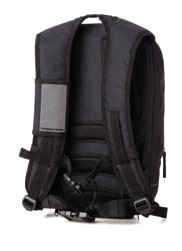 Ninja Backpack 462 N-nero cm 29 L x 13 P x 42 H Capienza: 16 Litri - zaino in poliestere idrorepellente - rinforzi antiabrasione sul fondo - copertura impermeabile integrata - REFLACTIVE SYSTEM