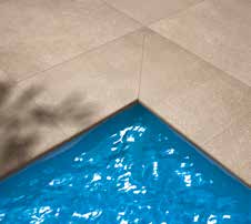 Pezzo speciale a doppia costa: UNICO Pezzi speciali per piscine speciali FORMATO 33x60 cm - SPESSORE 20 mm Un unica soluzione per 2 possibilità di installazione.