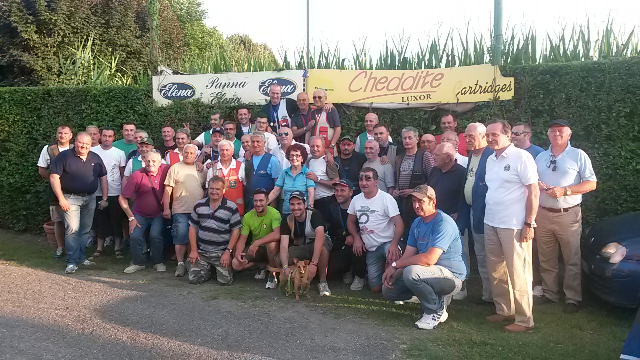 A Carignano un gran finale di fossa olimpica da non dimenticare Campioni regionali di seconda e terza categoria, veterani e master Canepa, Barra, Peppino Musolino e Balicco A cura della Fitav