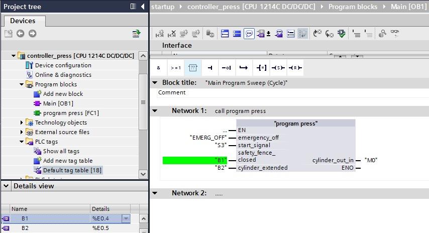 25. I parametri dell'interfaccia del blocco "program press" ora devono essere collegati alle variabili PLC globali.