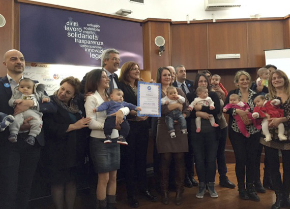 Grande riconoscimento per l Azienda il 19 marzo scorso presso la Regione Lazio La ASL Roma B nominata Comunità amica dei bambini per l allattamento materno 4 Con una cerimonia presso la Sala Tevere