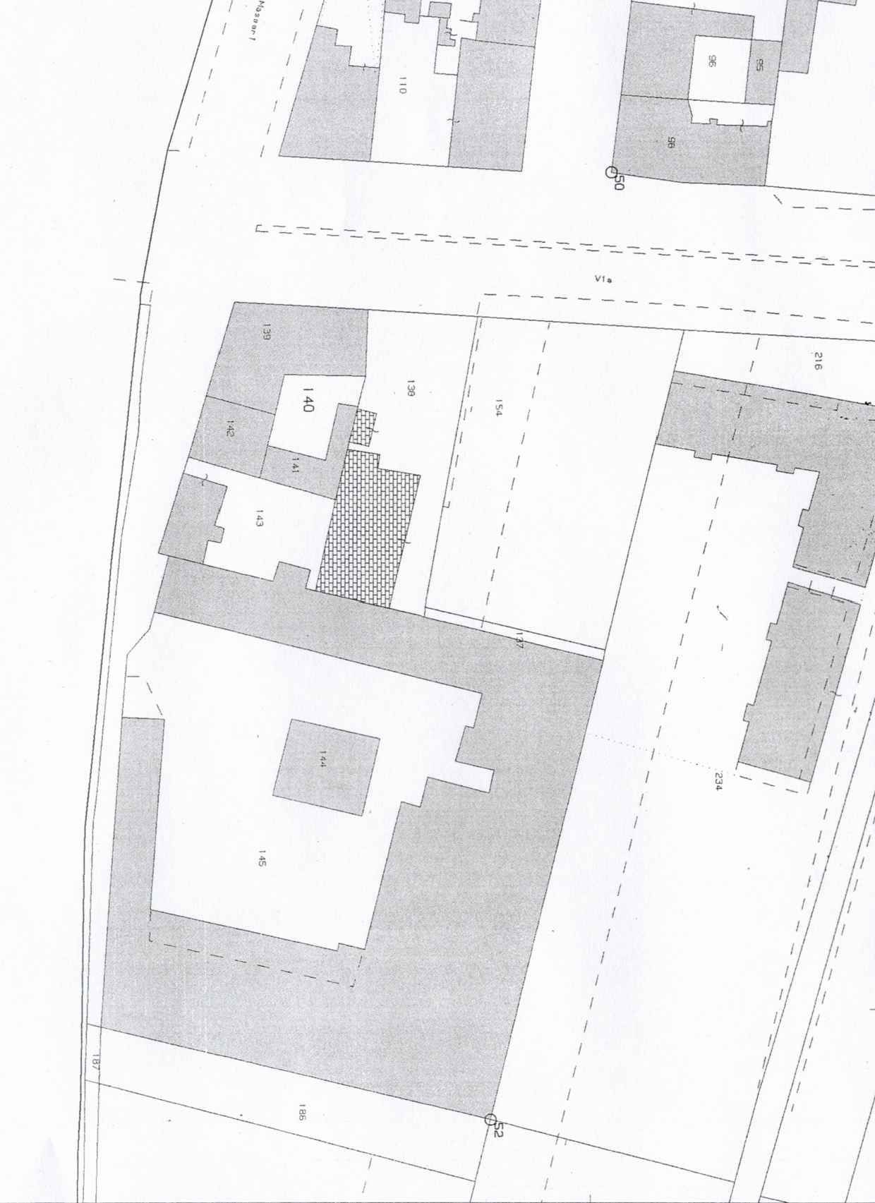 Particelle in aree da cedere o assoggettare alla Città per servizi NUOVO CATASTO TERRENI Foglio 1079 Superficie Particelle nominale (mq) 138 a 80 138 c 138 d 133 350 Tot 563 Particelle in aree di