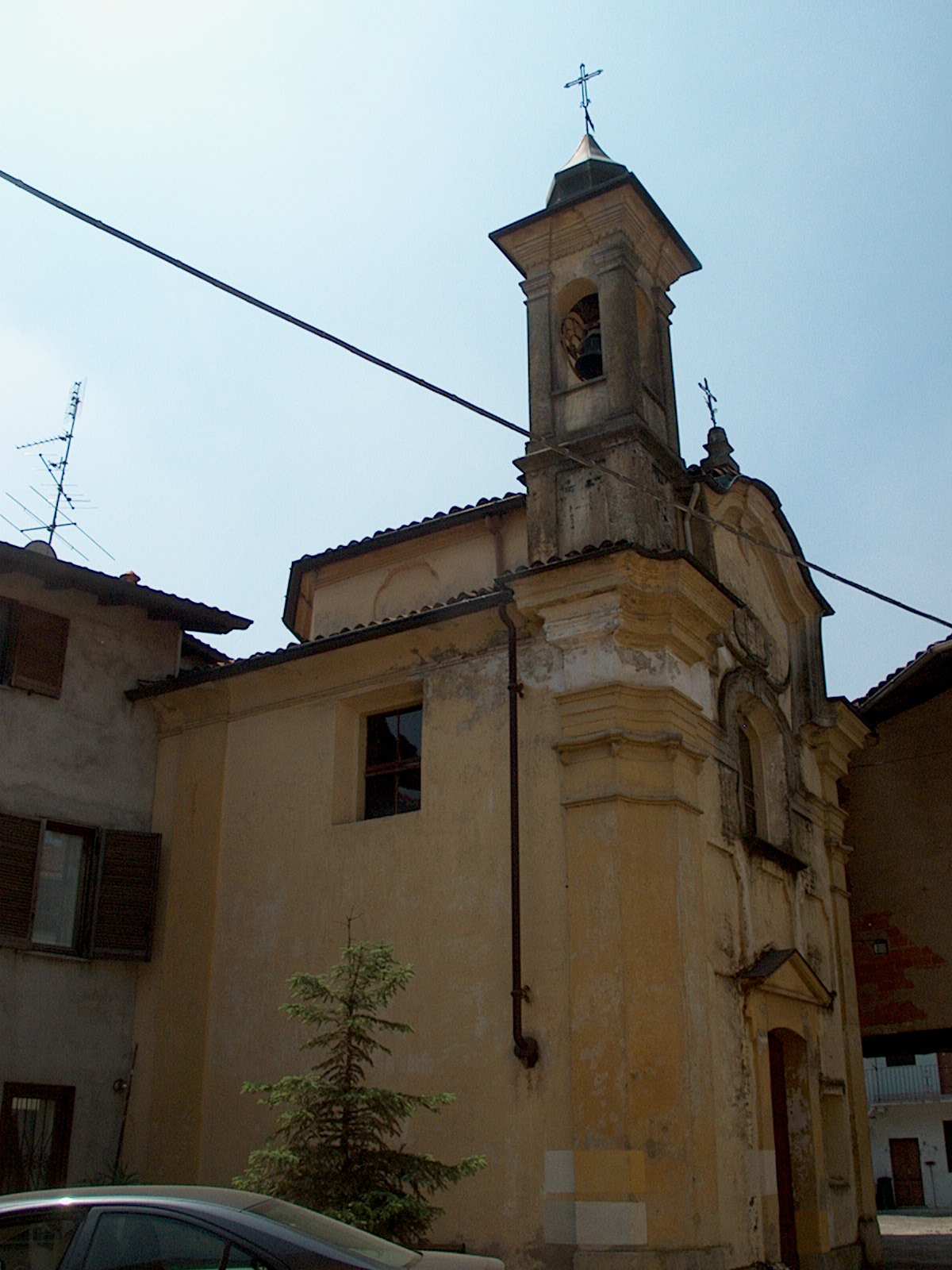 7 Chiesa di San Giovanni Chiese Art. 73 NTA Via Petrarca Costruita fra il 1591 e il 1595 E la più antica di Bellinzago.