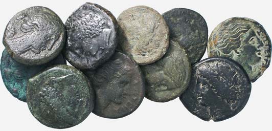 5536 MESSANA - Lotto di tre bronzi D/Ares e R/Cavaliere (2) med. MB OFF. 5537 NAPOLI - Dracma, assieme a Adriano tetradracma e 3 bronzetti Punici - Lotto di 5 monete med.