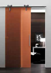 Logika 136 137 SCORREVOLE SLIDING DOOR Il fascino del vetro colorato, con i suoi attenuati riflessi, la particolarità delle altre tinte scelte per rappresentare le tendenze dell arredo.