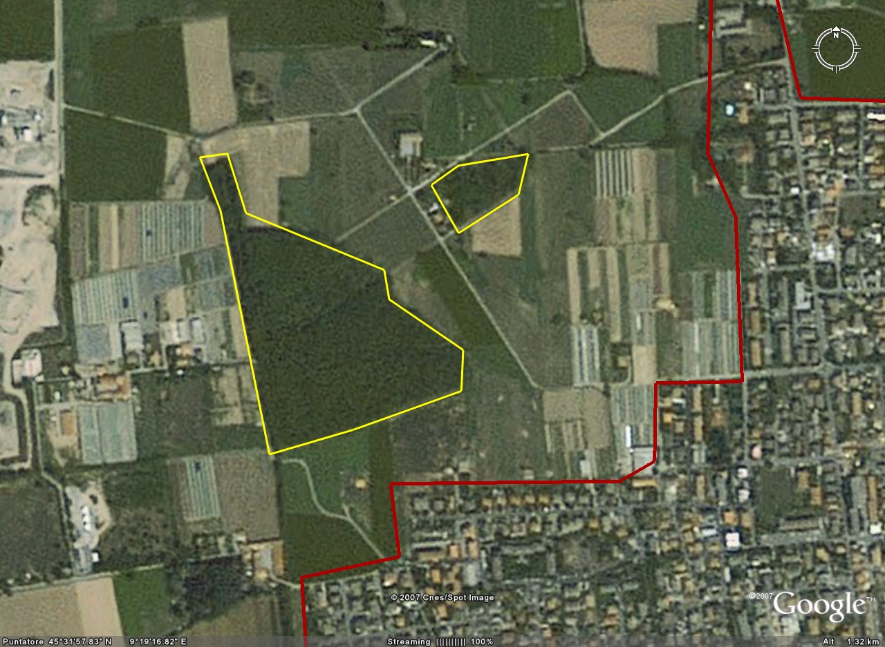 Aree destinate a verde agricolo (colore verde) 4: l'area è utilizzata per colture varie (mais, cereali, foraggi, ortaggi); recentemente sono state installate strutture fisse per la coltivazione di