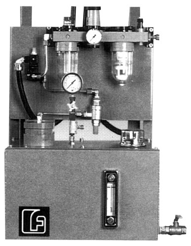 SISTEMA DOPPIA LINEA IMPIANTO DI LUBRIFICAZIONE AUTOMATICO PER CATENE AUTOMATIC LUBRICATION SYSTEM FOR PRODUCTION LINES SISTEMA LUBRIFICAZIONE CATENE PER TRASPORTATORI Il sistema FLENCO (esclusivo),