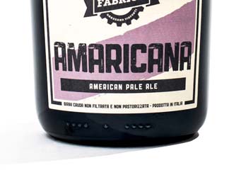 BIRRA AMARICANA (American Pale Ale) Ingredienti: acqua, malto d orzo, luppoli, lievito Grado alcolico: 5,6 % Vol.