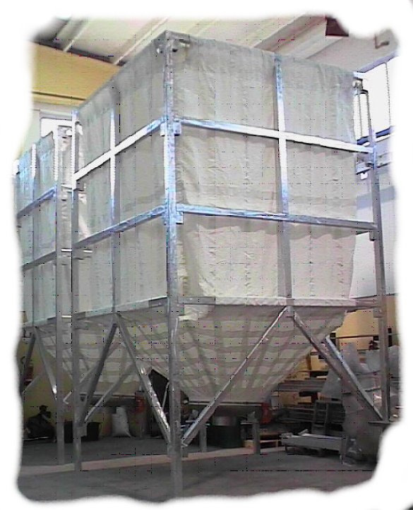 SI-LO-TEX - HIGH CAPACITY TREVIRA SI-LO-TEX - IN TREVIRA AD ALTA CAPACITA - Widely employed for storing raw materials, both powders and granules,in several fields such as chemical and pharmaceutical