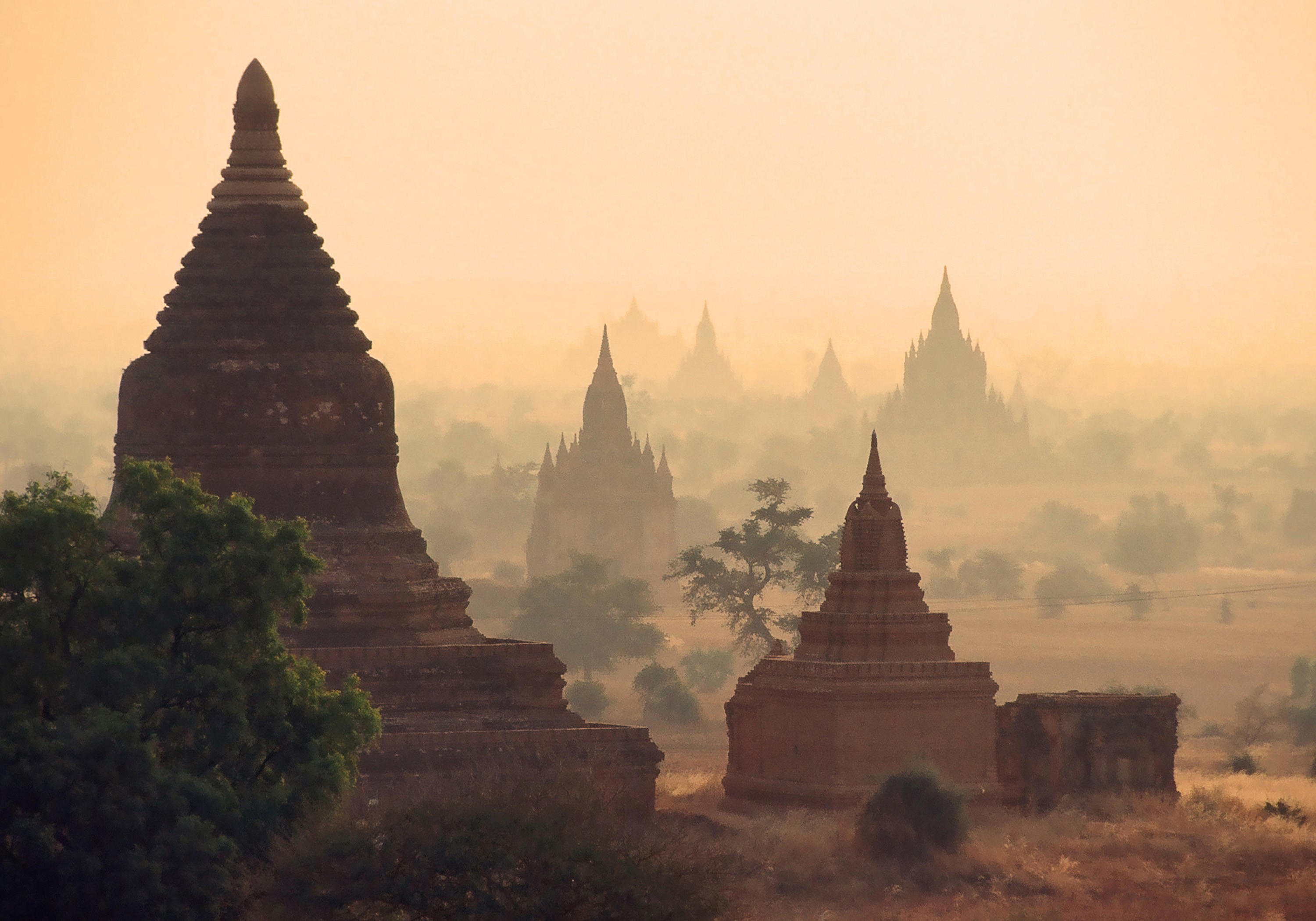 SESTO e SETTIMO GIORNO Arrivo a Bagan, grandissimo sito archeologico con oltre 2.