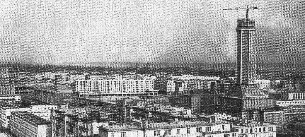 Le Havre le maisons hautes sulla Place de l Hotel de Ville