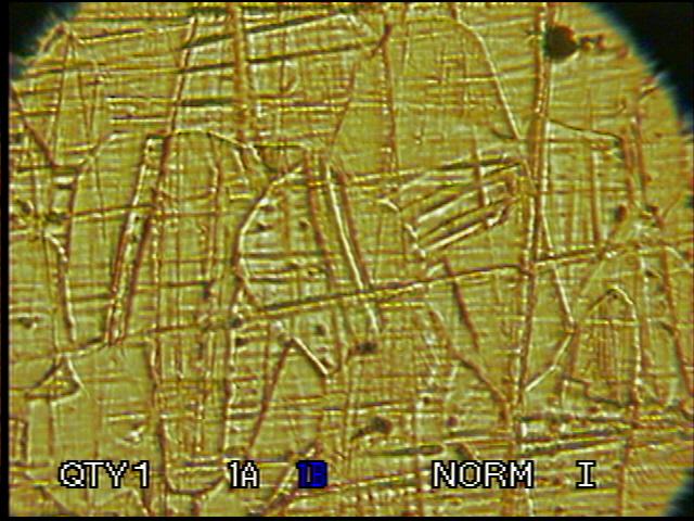 DIAMETRO MEDIO DI GRANO Il diametro medio di grano rappresenta immediatamente la dimensione di grano Una linea di lunghezza nota viene tracciata su una micrografia Si conta il numero di