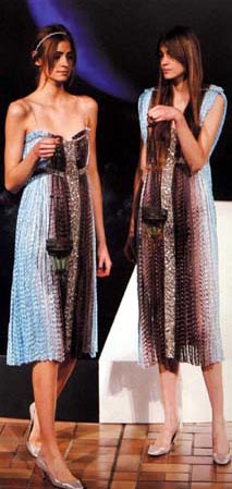 Pagina 5 TRIPTYCH - Harumi Fukuda Lo stilista Harumi Fukuda partecipa alla Tokyo Collection dalla stagione A/I 2003~2004.