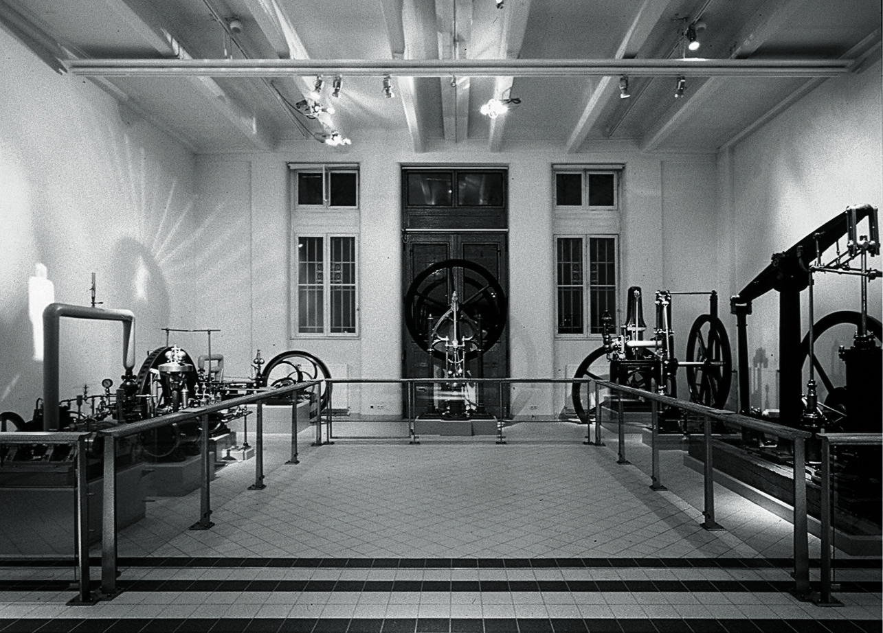 Museo Tecnico di Vienna (A) Esposizione PRIMA 24,78 kwh/m²a 5 4 3 2 1 L illuminazione del Museo Tecnico è stata ottimizzata con il motto Luce & Clima".