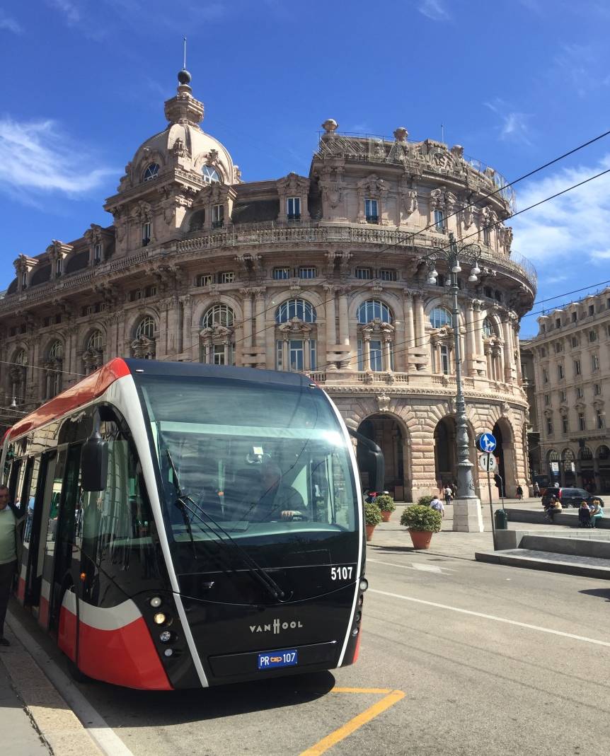 Il Filobus: un sistema di trasporto pubblico sostenibile Connotazione estetica Il veicolo